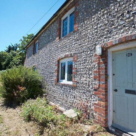 Wish Cottage Ratton Eksteriør billede